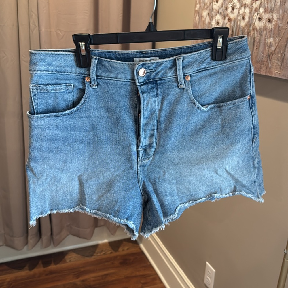 Good American Denim Shorts